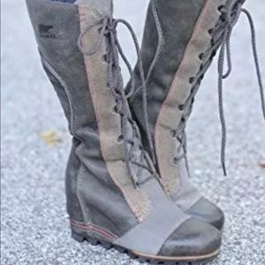 Sorel “Cate the Great” tall lace up boots size 7.5